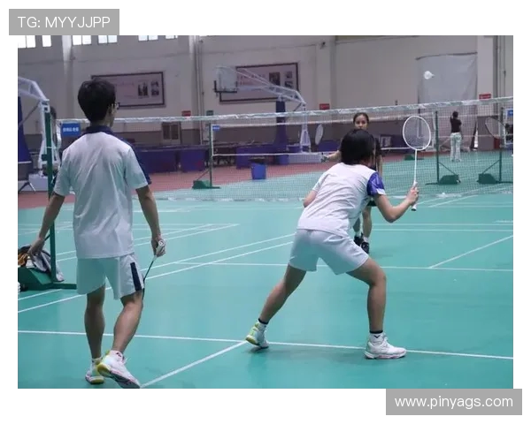 上海羽毛球队耐力训练揭秘：如何在比赛中保持最佳状态与持久竞争力